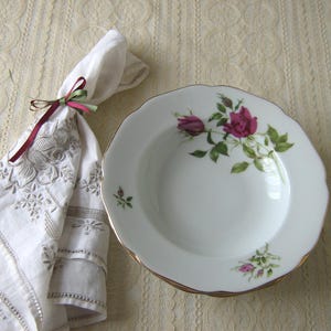 Vintage Rimmed Soup Bowls with Red Roses Transfer, Set of 3 Gold-Edged Scalloped 8&quot; Soup Plates, Dessert or Fruit Bowls, Fine Bohemian China