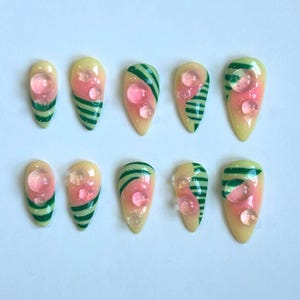 Ombre Stripe Press-On Nails: 3D Gel Bubble Almond Nail Set