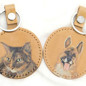 Hand-Painted Leather Pet Portrait Bag Charm: Personalized Pet Memorial