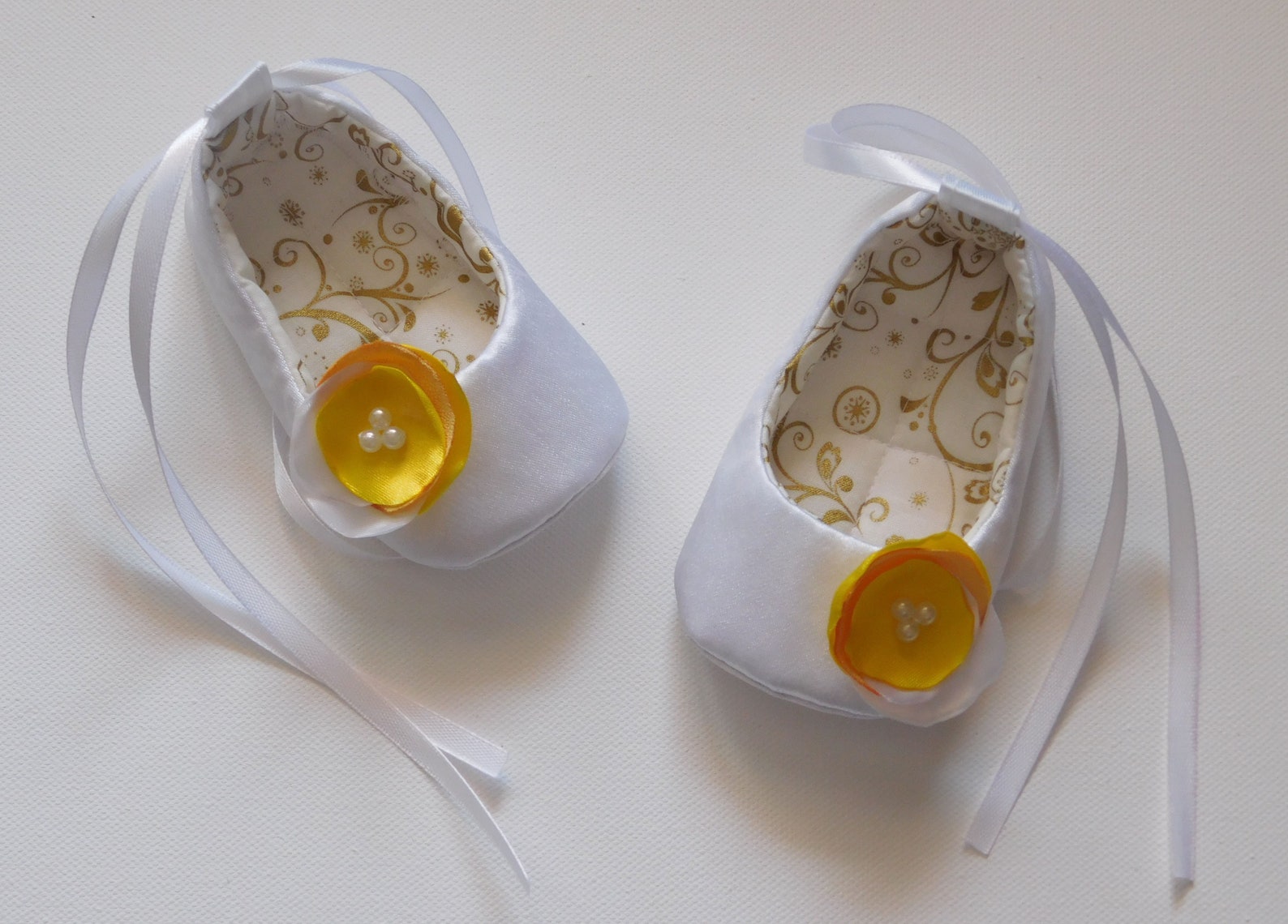 crib shoes baby shoes ballet shoes baby gift flower girl shoes white shoes girl flats baptism shoes baby shower