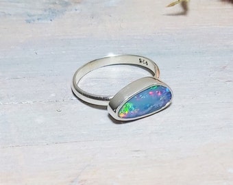 Opaal ring, zilveren opaal sieraden, Dark Lavender Opal Ring, Sterling zilveren ring, Australian Opal Ring, Veelkleurige flitsen, Cadeau voor haar