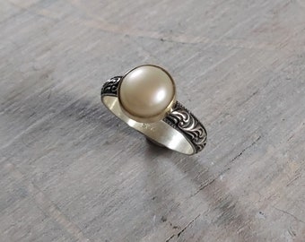 White pearl ring, silver and gold ring, handmade jewelry, oxidized jewelry, filigree ring, minimalist simple ring, Freshwater pearl ring,