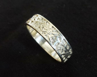 Edelweiss Ring, Floral wedding band, Sterling Silver flower ring, Daisy wedding ring, Ring for him, Ring for her