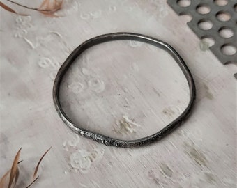 Silver rustic Bracelet, organic bracelet, Oxidized bracelet, textured bracelet, Artisan Modern jewelry, silver bangle bracelet, unique jewel