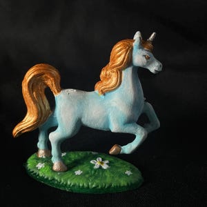 Hand Painted Unicorn Mini (DnD TTRPG Miniature)