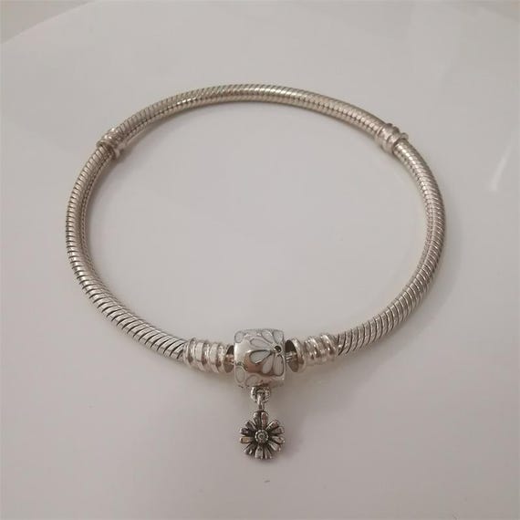 Pandora Moments Daisy Flower Clasp Snake Chain Bracelet