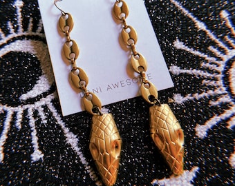 Brass snake head drop earrings, animal earrings, statement earrings, great gift for girlfriend, witchy jewelry, reptile jewelry
