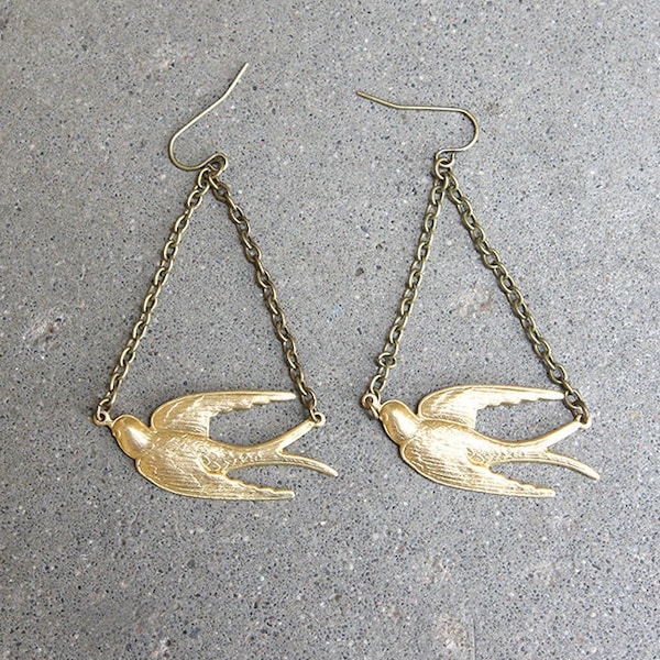 Flying swallow earrings in brass, bird earrings for nature lovers and bird watchers