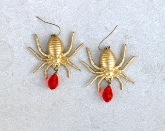 Black widow spider earrings with a red drop crystal, halloween earrings or goth earrings, lightweight earrings