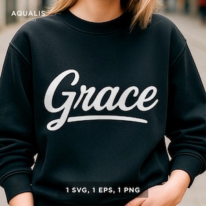 Puede incluir: Sudadera negra con la palabra "Grace" en escritura cursiva blanca en la parte delantera. La palabra está subrayada con una línea blanca. La sudadera es de color liso y tiene mangas largas.