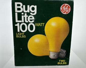 Dos bombillas vintage General Electric Bug Lite de 100 vatios. Producto nuevo de antiguo stock.