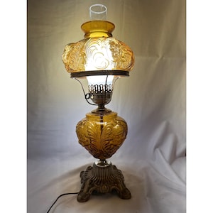 Fenton Vintage Amber Glass Cherub Parlour Tischlampe mit Wirbelwind