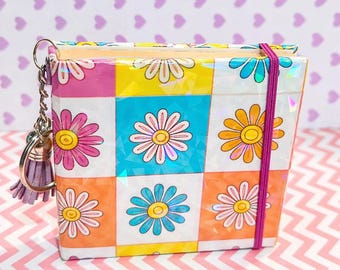 Daisy Patch Sticky Note Cover, Pastel Floral Planner Accessory, Desk Memo Holder