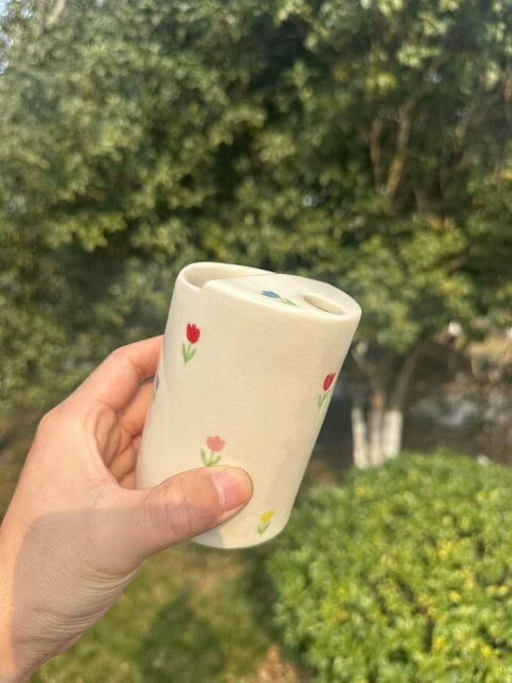 PREORDER: Handmade Colorful Tulip Ceramic Travel Mug – Large Capacity To Go Coffee Cup