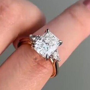 3 Carat Cushion Lab Diamond Ring: Two-Tone Gold Pear Sides, IGI Certified