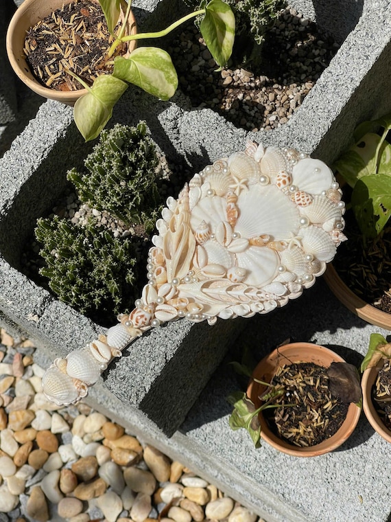 Handmade Seashell Mirror, Beach Vanity Mirror, Mermaid Shell Art