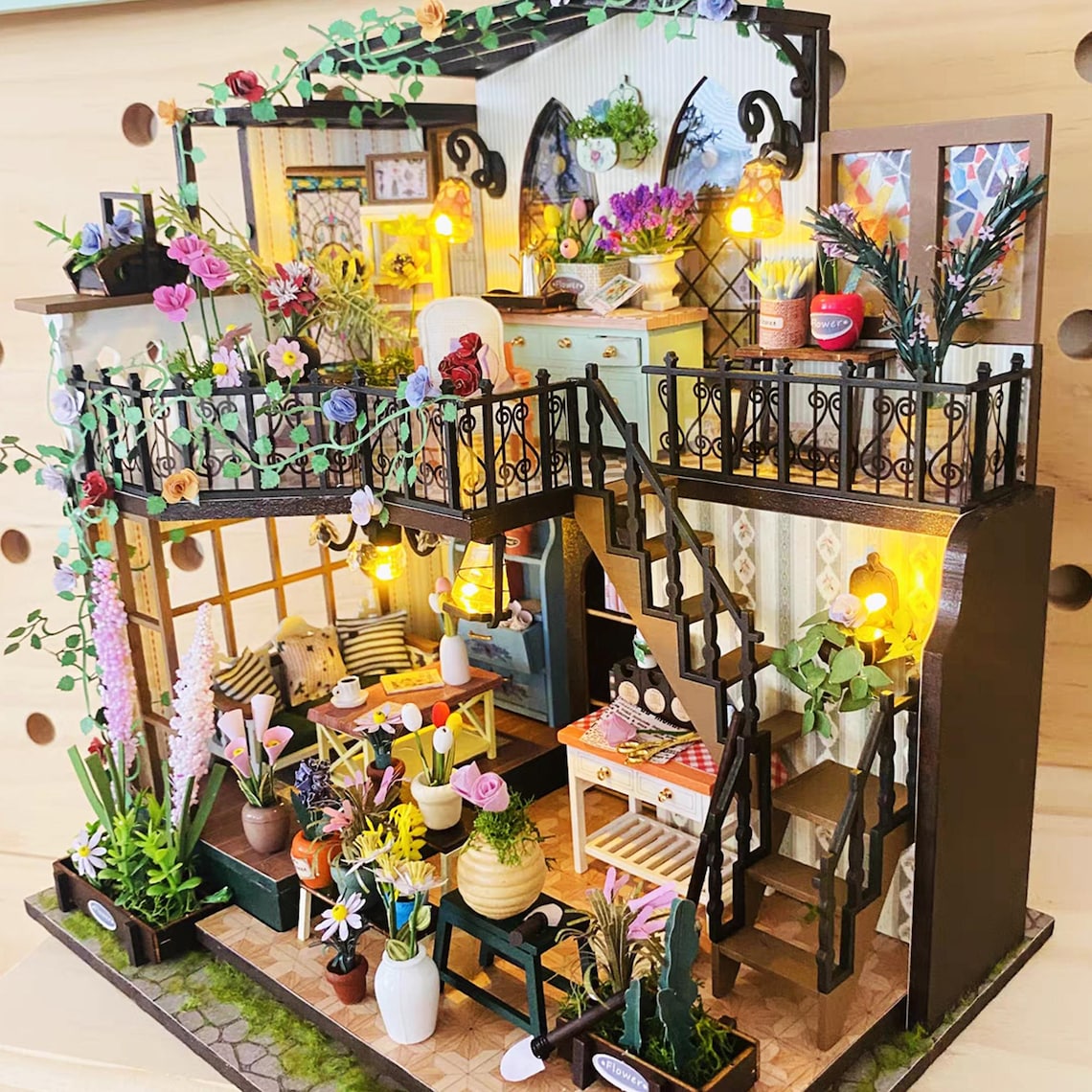 Комплект для самостоятельной сборки теплицы, 3D-модель из дерева со светодиодной подсветкой 1 — изображение