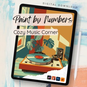 Könnte beinhalten: Digitaler Download eines "Paint by Numbers" Kunstprojekts auf einem Tablet. Das Bild zeigt eine Illustration im Retro-Stil eines Plattenspielers, Lautsprecher und einer Topfpflanze mit dem Text "Cozy Music Corner".