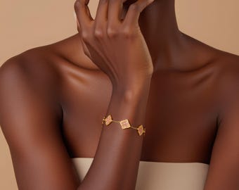 14K Moissanite Four Leaf Clover Bracelet, Dainty Four-Leaf  Mother of Pearl Bracelet,Valentine’s Day Gift for Her,Everyday Sparkle Jewelry