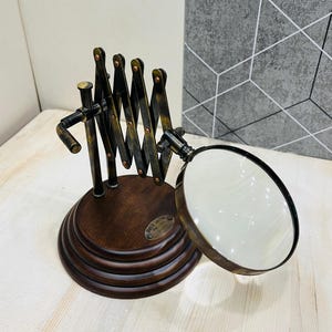 Vintage Style Desk Top Channer Magnifier Brass Magnifying Glass on Wooden Stand