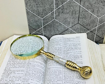 Vintage magnifying glass with solid brass with Mother of Pearl handle 4 inch