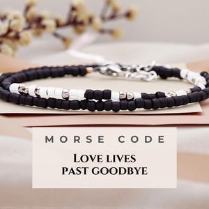 Pulsera conmemorativa &quot;Love Lives&quot;: regalo de condolencias y joyas de recuerdo