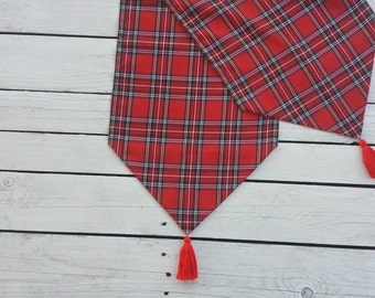 Christmas table runner - plaid , tartan, check, red , black, gold, white