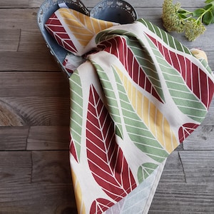 Tea towel. Autumn leaves tea towel, fall tea towel, tea towel, kitchen towel