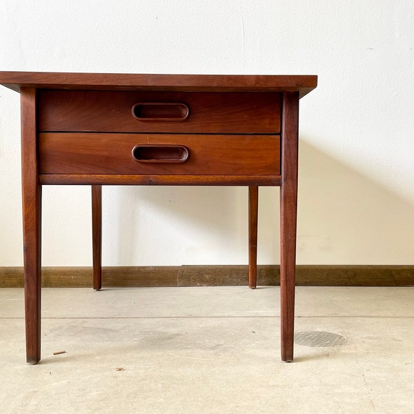 Jack Cartwright for Founders Walnut Side Table with Two Drawers End Table Lamp Table Mid Century MCM Furniture Living Room