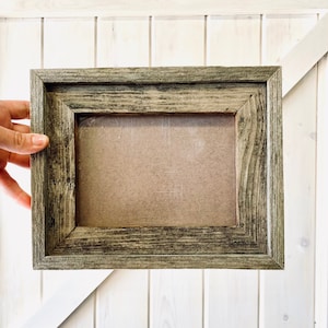 5x7 Custom Reclaimed Wood Picture Frame | Custom Barn Wood Frame | Custom Barnwood Frame | Beveled Edge Frame | Rustic Picture Frame