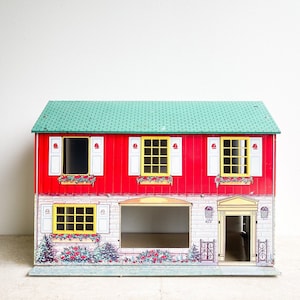 Vintage Mid-Century Wolverine Litho Dollhouse #805 Made In USA Doll house Toy Doll 1940s Metal Dollhouse Red and Green Tin Dollhouse Toy