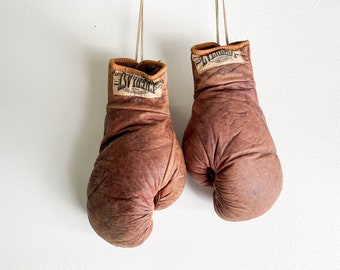 Everlast Boxing Gloves Antique Early 20th Century Set of 2 Leather + Horsehair Sports Memorabilia Man Cave Decor