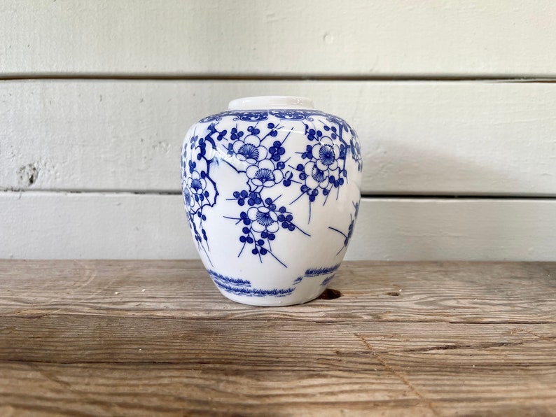 Small Blue White Jar Urn Cermaic Chinoiserie Chinese Vintage Small Ginger Jar Flower Vase Bud Vase Asian Print Floral Tree Painted #1