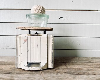 White Antique Scale Rusty Metal Scale White Shelf Display Modern Country Square Scale Display Kitchen Pantry Shabby Industrial General Store