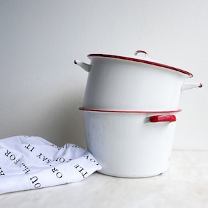 Red and White Enamel Bowl with Handles Modern Farmhouse European French Farmhouse Kitchen Camping Washing Metal Bowl Wash Basin Large Bowl
