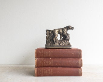 Vintage Irish Setter Pointer Bookend Doorstop Heavy Bronze Brass Dog Bookend Shelf Decor Tarnished Metal Traditional Decor Bookshelf Library