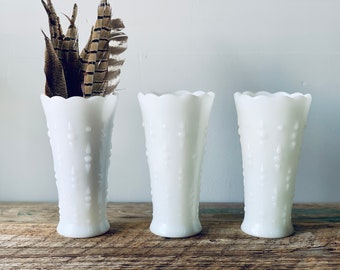 Vintage Hobnail Vase | Vintage White Milkglass Vase | Milk Glass Vase | White Vase | Shabby Chic Vase | Wedding Vase | Centerpiece