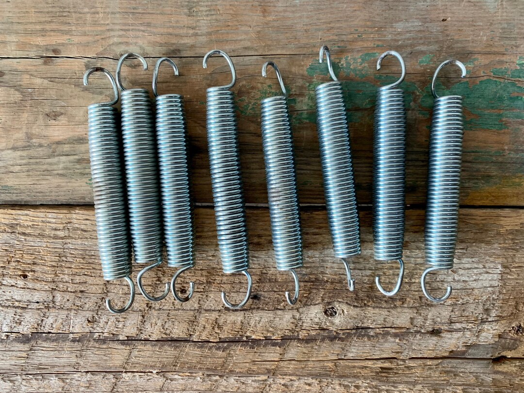 6 Metal Springs Lot of 4 Rusty Springs Coil Springs Upcycle Craft ...