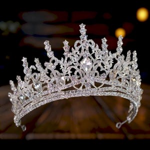 Victorian Crystal Tiara Crown: Silver Rhinestone Bridal Hair Accessory