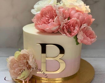 Acrylic Cake Charm, Personalize Initial Charm, Cupcake Topper Birthday, Monogram Cake Topper, Cake Topper with Initials, Front Cake Topper