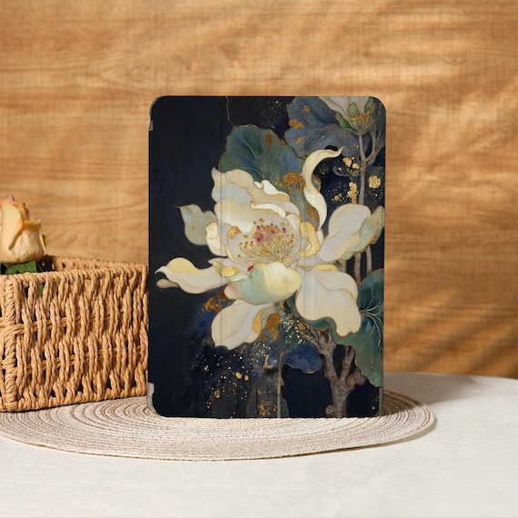 Lotus Flower iPad Case With Pencil Slot For iPad 11/10/9 Gen, 2025 iPad Air-11/13″ iPad Pro 11"12.9'' iPad Mini 6/7, iPad 2021 2022 2024