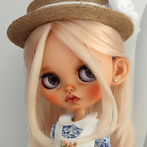 VENDU VENDU VENDU Poupée personnalisée blythe poupée faite main unique avec cadeau jouet d&#39;art ooak
