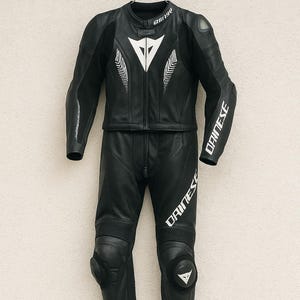 Combinaison de course de moto en cuir personnalisée pour homme - Combinaison de motard authentique testée - Combinaison de course de moto personnalisée en cuir véritable Équipement de sécurité