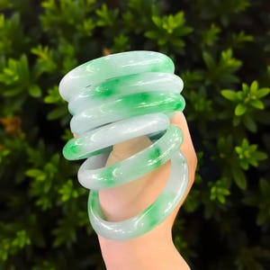 Naturbelassen!!! Jadeit Jade Armreif|Grünes Heilstein Armband Armband|Weißer Jadeit Jade Armreif|Handgemachter Jadeit Edelstein Schmuck|Geschenk für Frauen