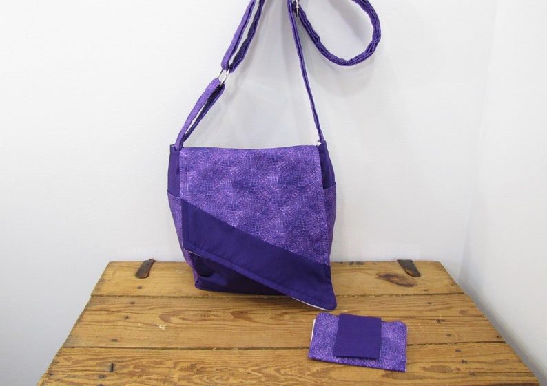 Crossbody Messenger Bag Purple Haze image 2