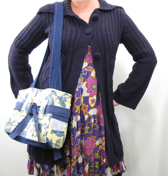 Sash Bag Review: Perfect Crossover Bag For Moms