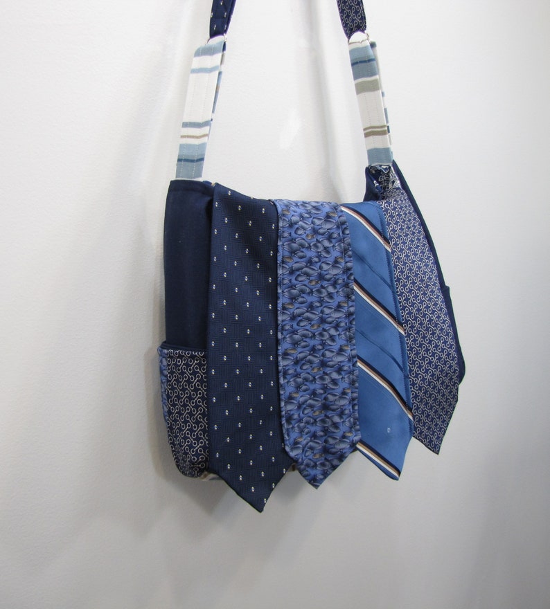 Necktie Messenger Bag Blue School image 5