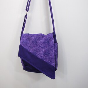 Crossbody Messenger Bag Purple Haze image 4