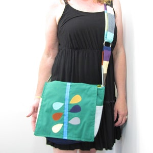 Messenger Hippie con Hojas Verde Kelly Patchwork