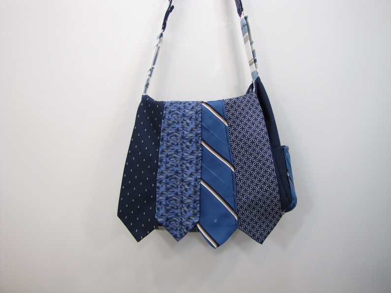 Necktie Messenger Bag Blue School image 6